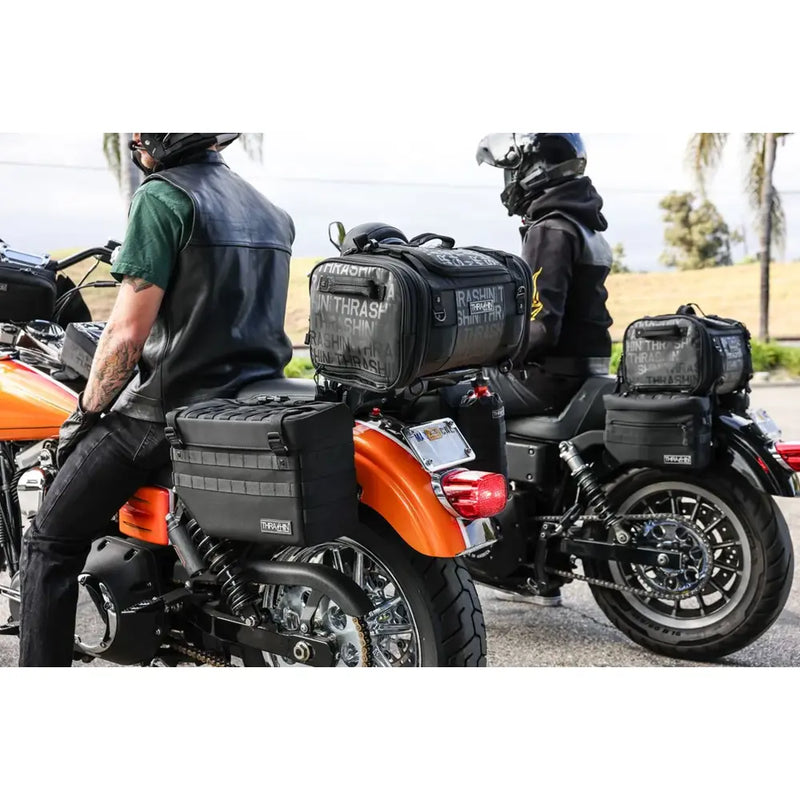 Ensemble de sacoches de moto Thrash Supply Expedition 21L à enfiler