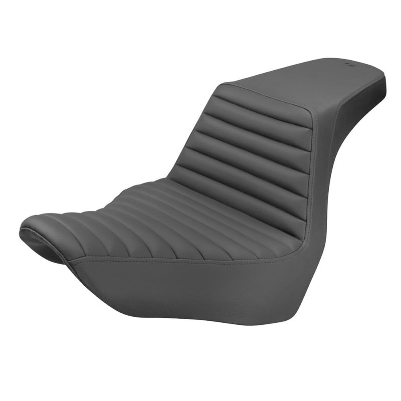 Saddlemen Step-Up Front Tuck-n-Roll pour Harley