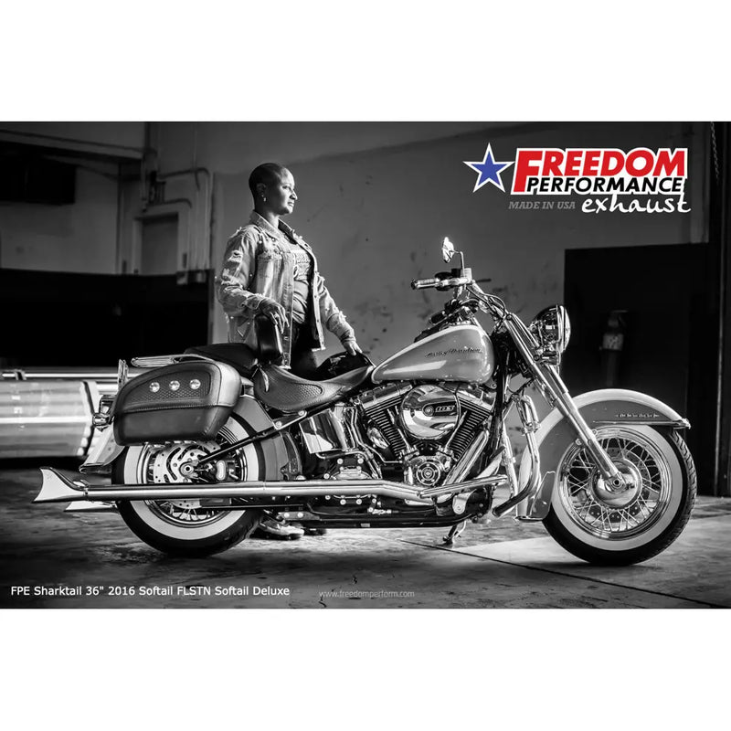 Freedom Performance Echappement Sharktail True Duals pour Harley