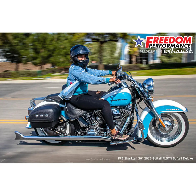 Freedom Performance Echappement Sharktail True Duals pour Harley