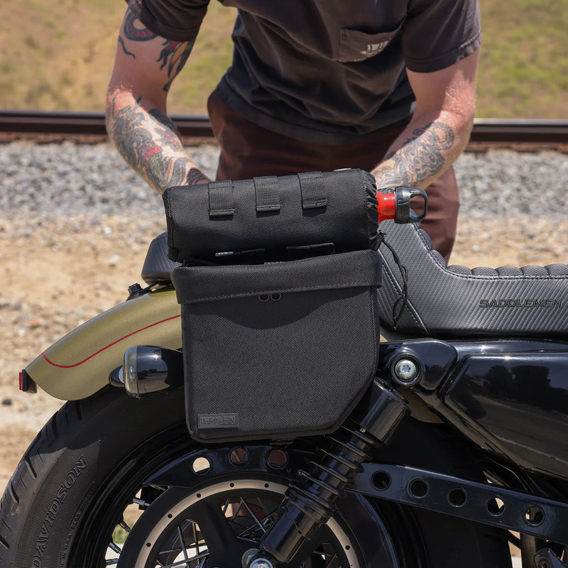 Ensemble de sacoches de moto Thrash Supply Mini Essential 8 L à enfiler