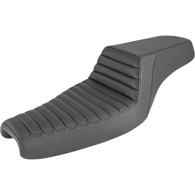 Saddlemen Step-Up Front Tuck-n-Roll pour Harley