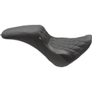 Mustang Fastback 2-Up Seat for Harley 18-25 Softail Standard / Street Bob / Diamond  - Customhoj