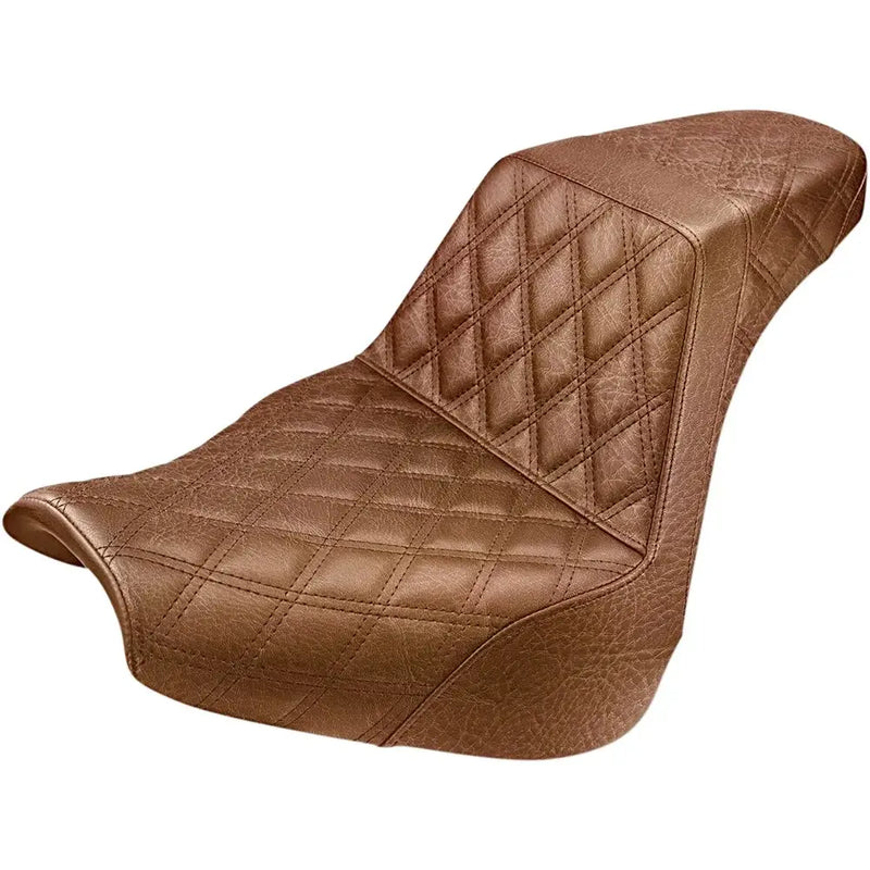 Saddlemen Step-Up Lattice Stitch for Harley 18-22 Softail Breakout / Brown / Black  - Customhoj